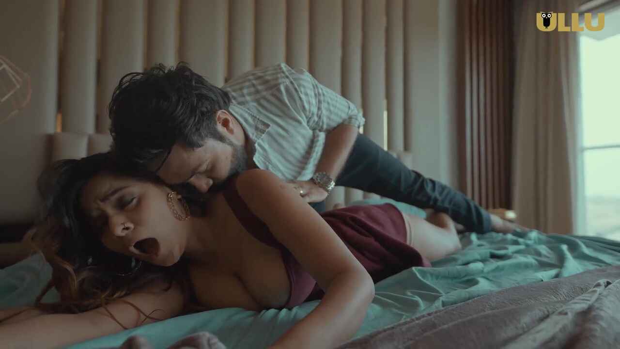 Nau Do Gyarah Ullu Hindi XXX Web Series Episode 5 Indian Porn Videos