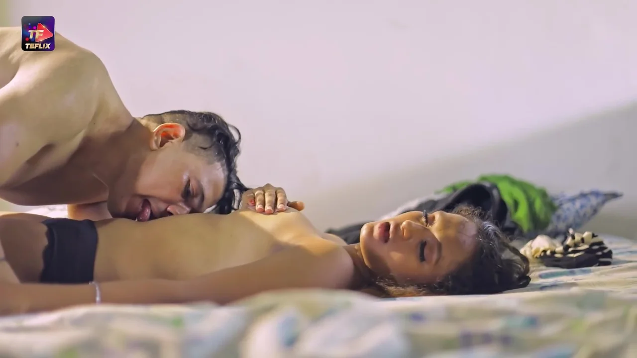 Gharwali Baharwali Teflix Hindi Sex Web Series Episode 1