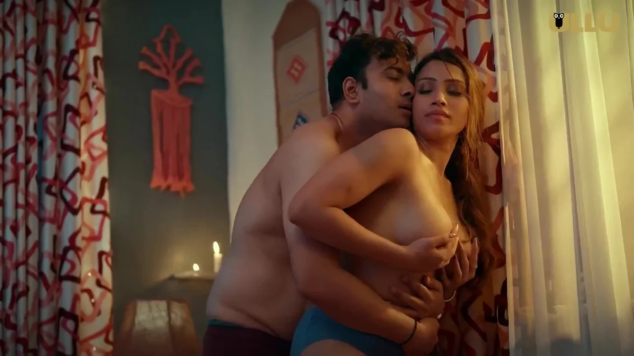 Aadhi Gharwali Ullu Hindi Sex Web Series Episode 5