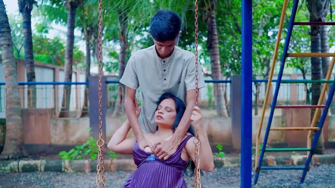 Stepmom Seduced Hindi Uncut Sex Video