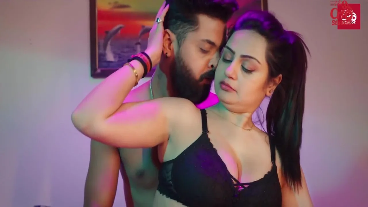 Smriti CRF Hindi Hot Sex Web Series Episode 1