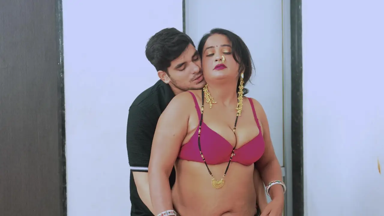 Aunty Se Pyar Hindi Uncut XXX Video